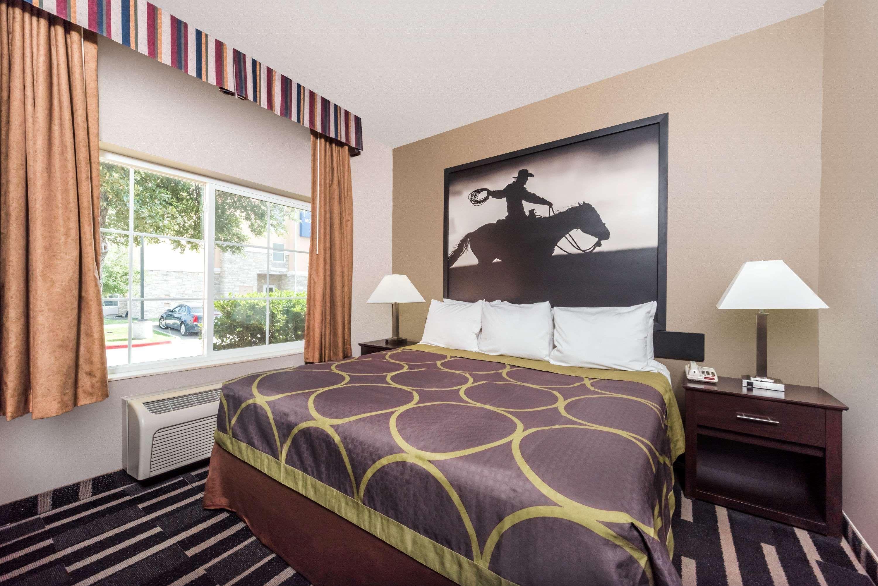 Super 8 By Wyndham Fort Worth North Eksteriør bilde