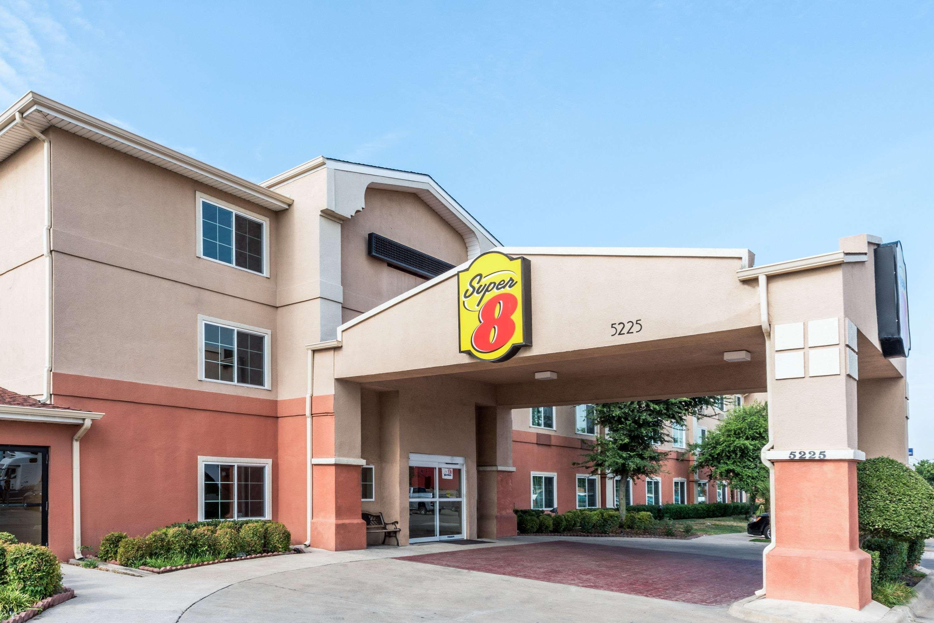 Super 8 By Wyndham Fort Worth North Eksteriør bilde